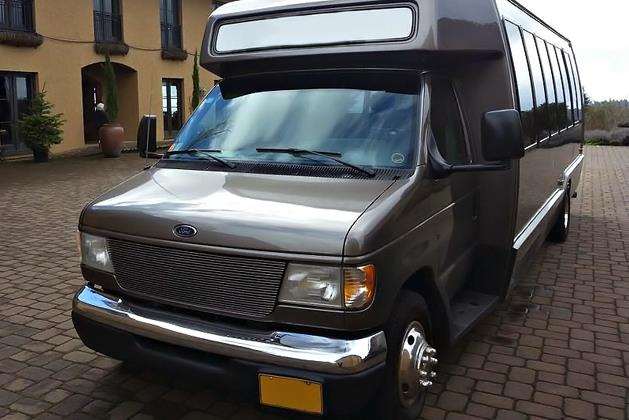 Party Bus Tualatin, OR 